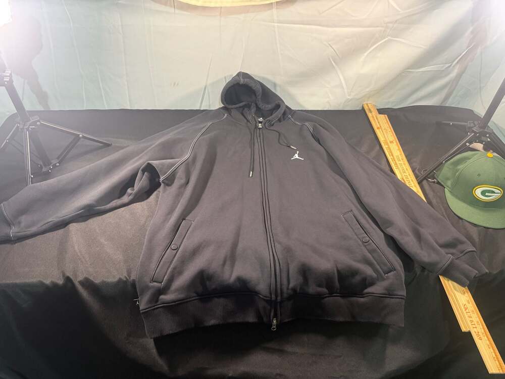 Jordan Essential Warm-Up Jacket - Men's Black Full-Zip Hoodie